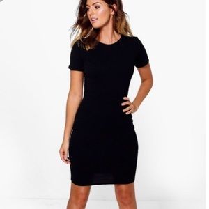 NWT boohoo fitted dress navy blue size 6